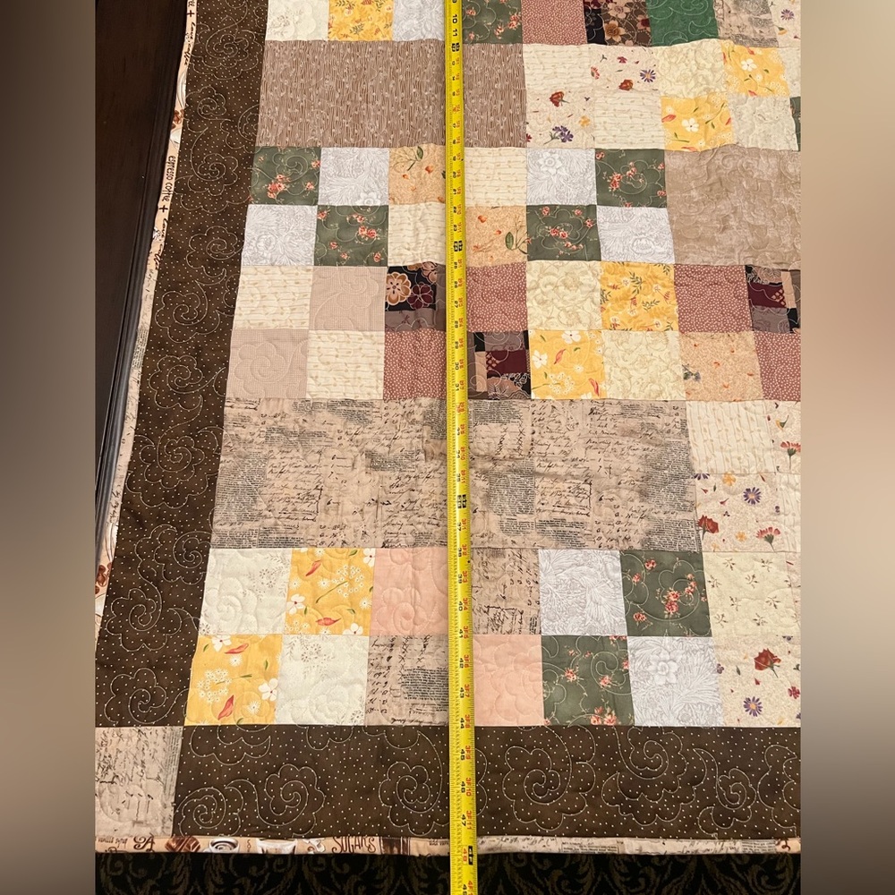 Handmade Patchwork Quilt (NEW) - Picture 9 of 10